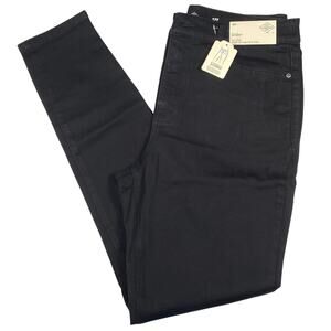 NWT St Johns Bay Women's Size 12T (32x32) Skinny Jeans Black Slimming Mid Rise